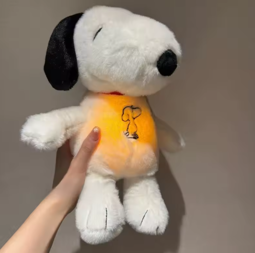 Peluche de Snoopy con luz y sonidos relajantes